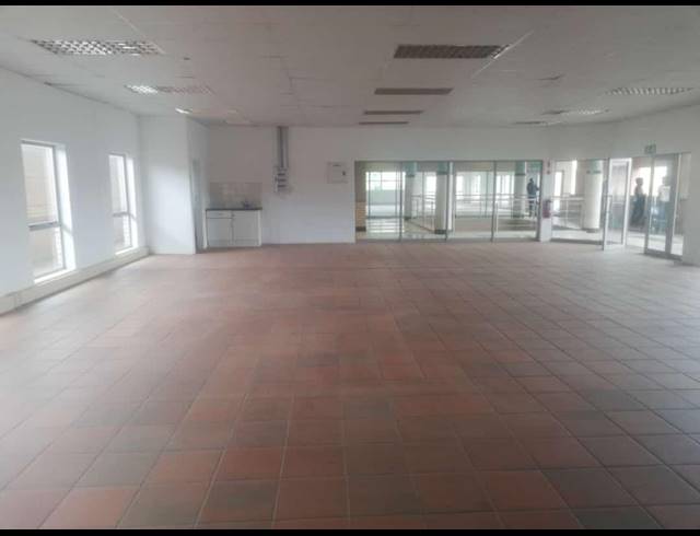 2,330M² RETAIL TO LET IN LOUIS TRICHARDT RURAL